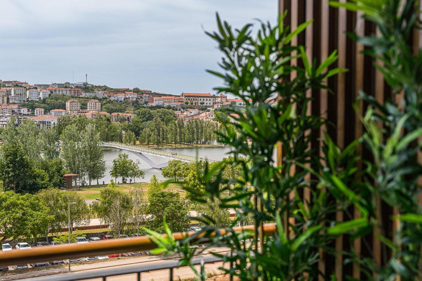 Guestready - Majestic Riverside Terrace In Coimbra Leilighet Eksteriør bilde